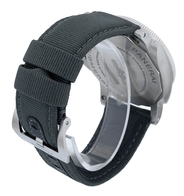 Panerai Submersible QuarantaQuattro PAM01596 Image 3